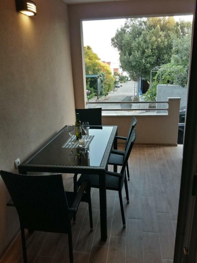 Apartment Vila Nina بيتريتْشاني المظهر الخارجي الصورة